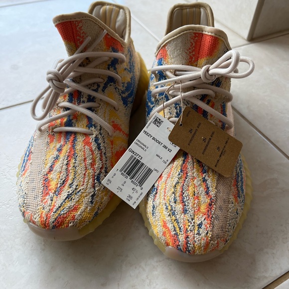 Brand new Yeezy Boost 350 V2 MX Oat